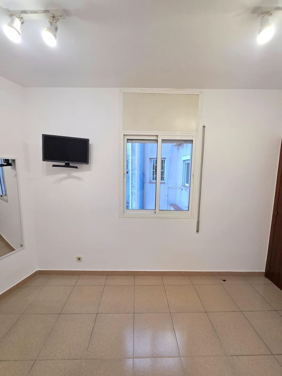 1 quarto Apartamento para arrendar em Esplugues de Llobregat - 789 € (Ref: 10091217)