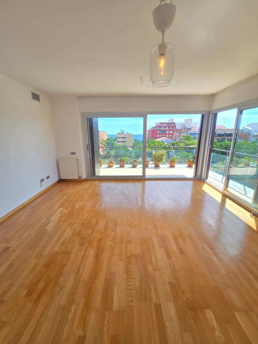 3 sypialnia Apartament do wynajęcia w El Masnou z garażem - 1 944 € (Ref: 10098348)
