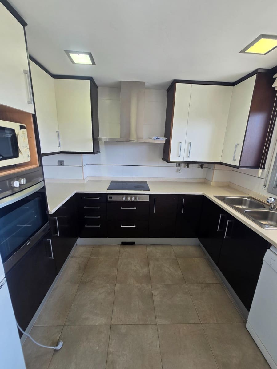 3 sypialnia Apartament do wynajęcia w El Masnou z garażem - 1 944 € (Ref: 10098348)