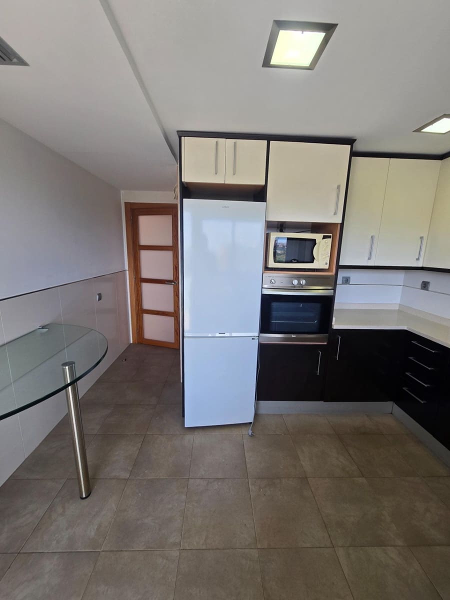 3 sypialnia Apartament do wynajęcia w El Masnou z garażem - 1 944 € (Ref: 10098348)