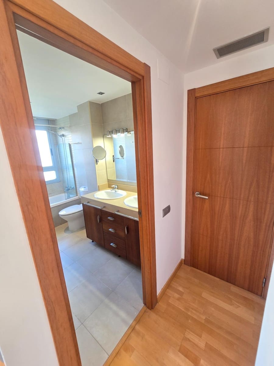 3 sypialnia Apartament do wynajęcia w El Masnou z garażem - 1 944 € (Ref: 10098348)