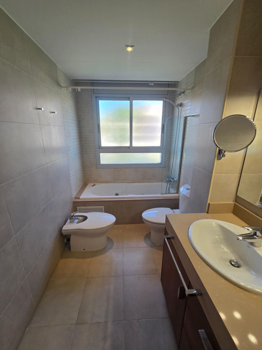 3 sypialnia Apartament do wynajęcia w El Masnou z garażem - 1 944 € (Ref: 10098348)