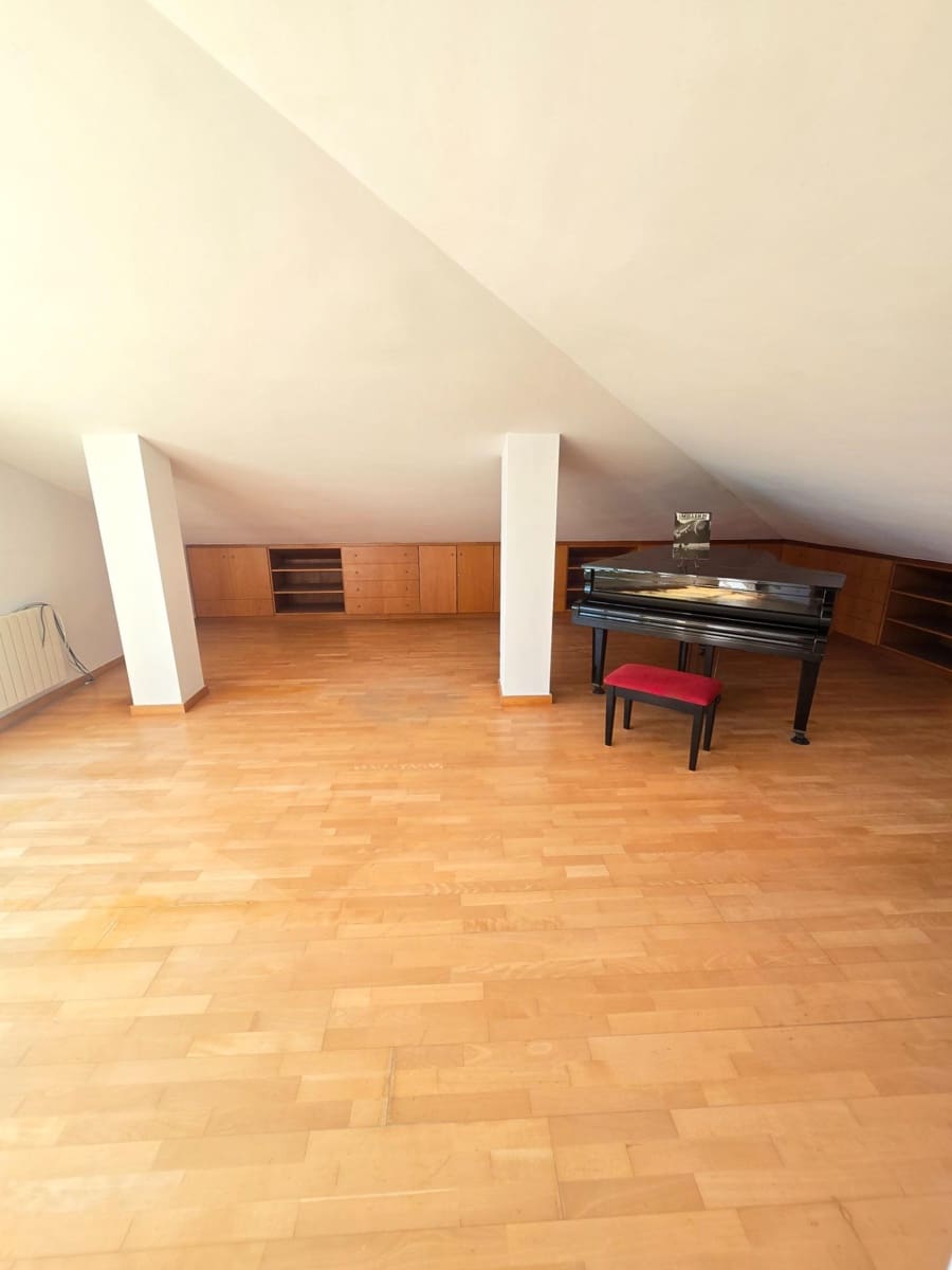 3 sypialnia Apartament do wynajęcia w El Masnou z garażem - 1 944 € (Ref: 10098348)