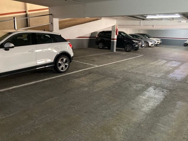 Garaż do wynajęcia w Sant Andreu de Palomar, Miasto Barcelona - 140 € (Ref: 6498354)