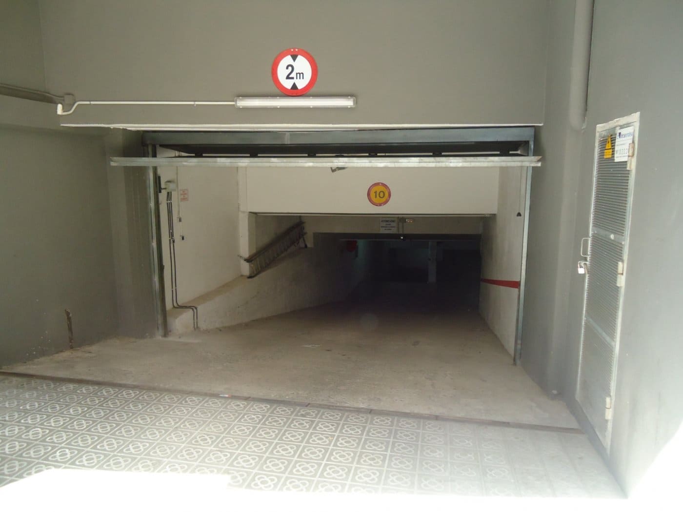 Garage til salg i Barcelona by - € 17.800 (Ref: 6498368)