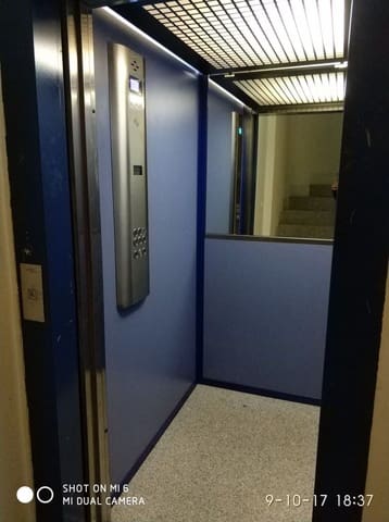 Autotalli vuokrattavana paikassa El Masnou - 100 € (Ref: 7433850)