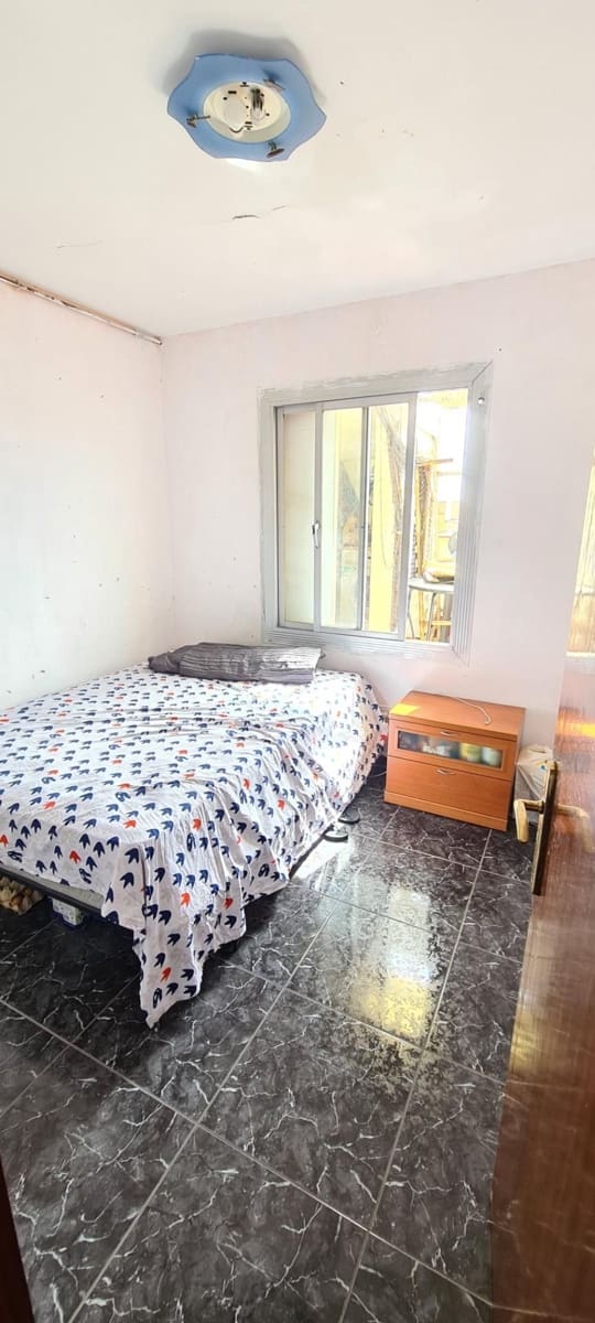 3 soverom Penthouse til salgs i L'Hospitalet de Llobregat - € 211 000 (Ref: 7433860)