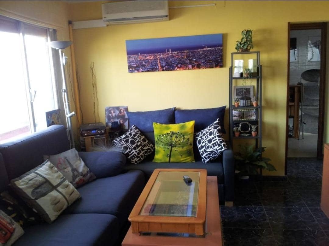 3 soverom Penthouse til salgs i L'Hospitalet de Llobregat - € 211 000 (Ref: 7433860)