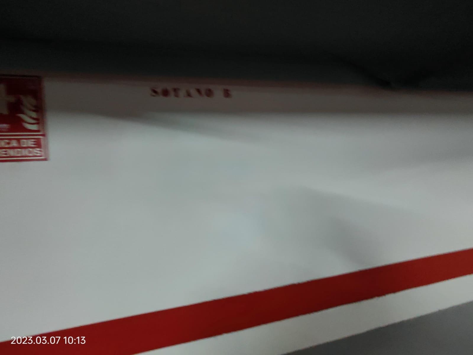 Garaje en Barcelona ciudad en alquiler - 100 € (Ref: 7433873)