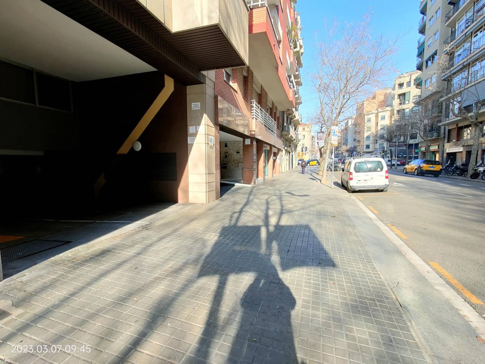 Garaje en Barcelona ciudad en alquiler - 100 € (Ref: 7433873)