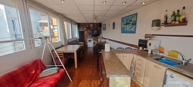 3 quarto Penthouse para arrendar em Vilassar de Mar - 1 300 € (Ref: 7844898)