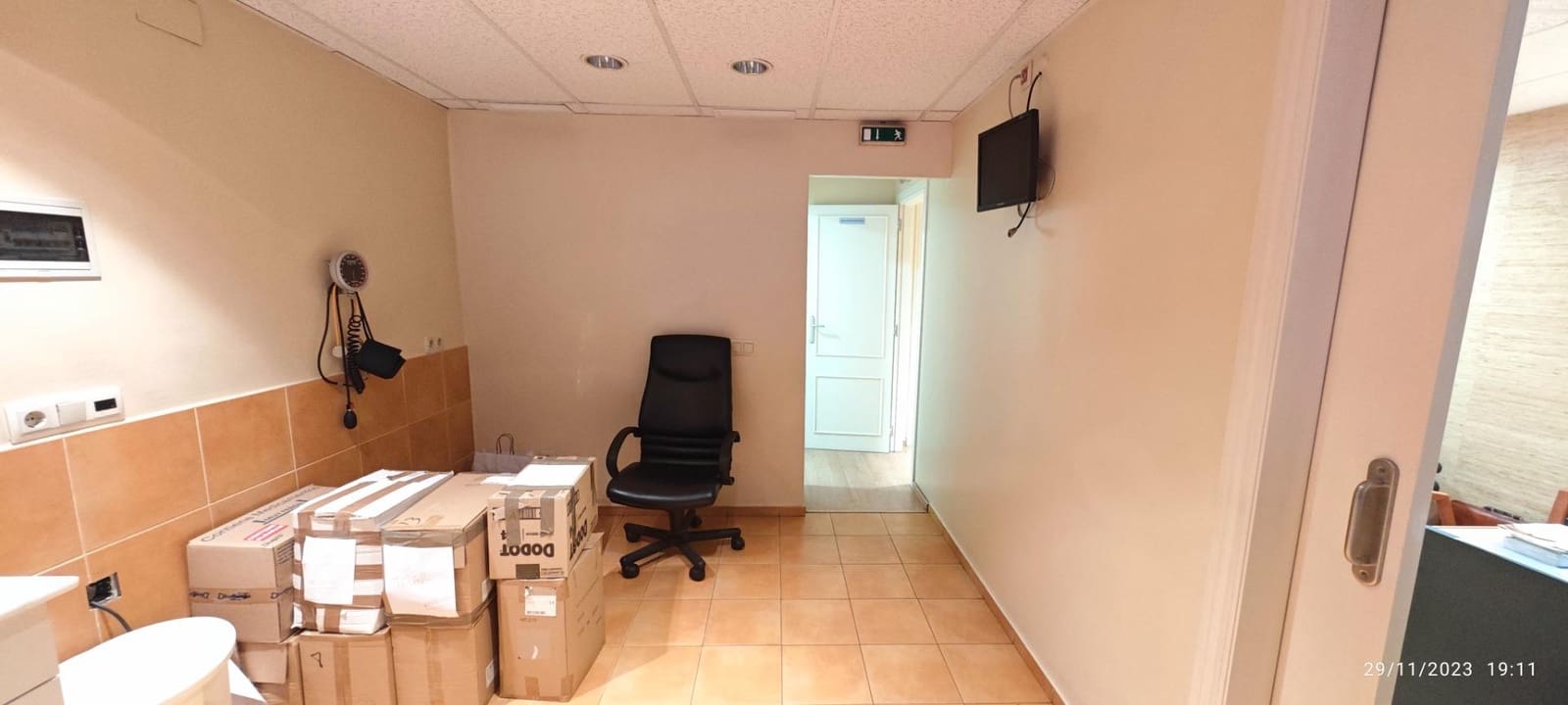 3 sypialnia Biuro do wynajęcia w Miasto Barcelona - 900 € (Ref: 8076325)