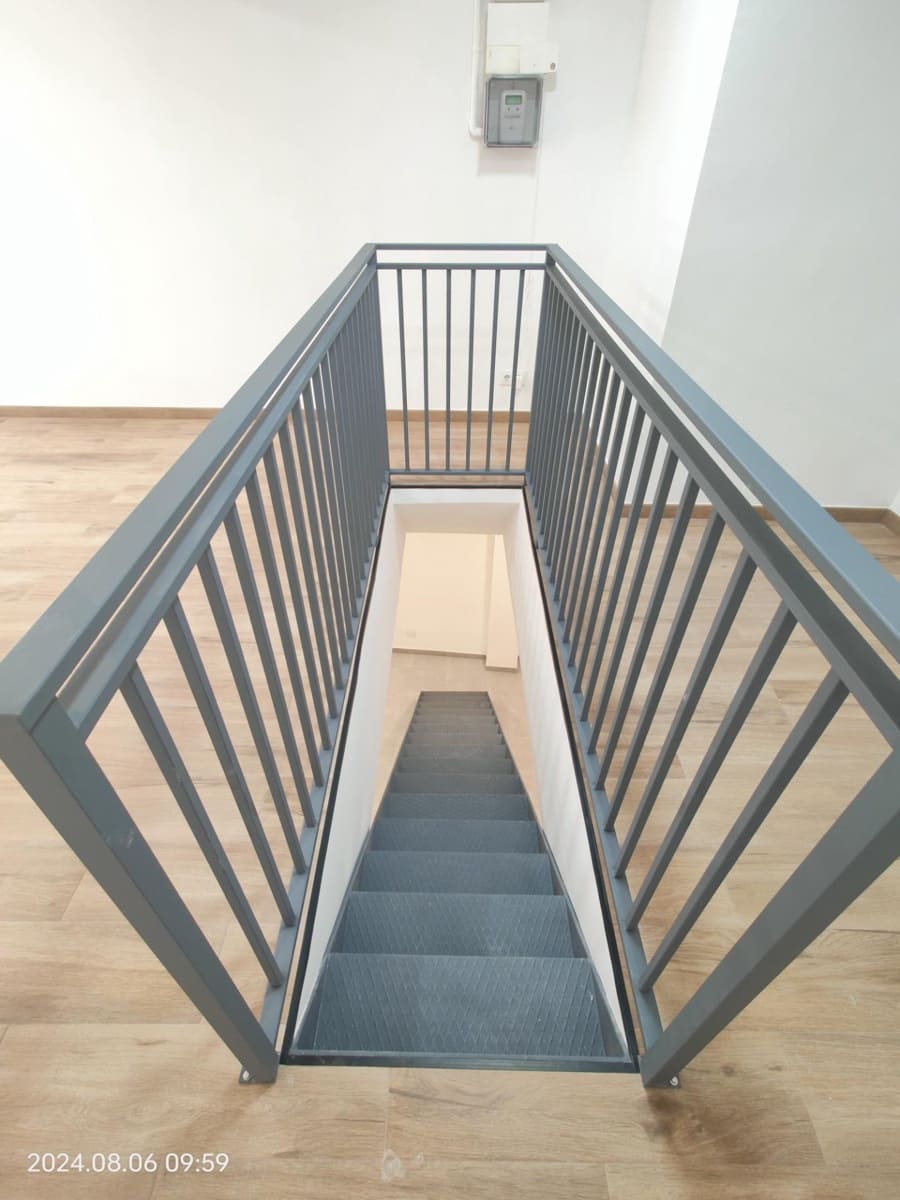 Kaupallinen vuokrattavana paikassa Barcelona kaupunki - 800 € (Ref: 8458085)