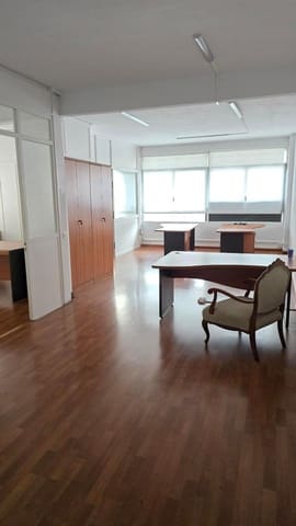 Büro zu vermieten in Les Corts, Barcelona Stadt - 900 € (Ref: 8773549)