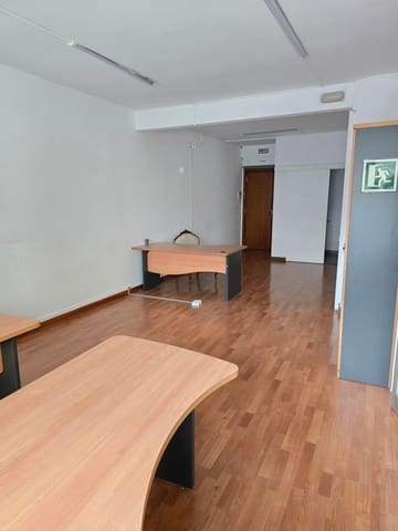 Büro zu vermieten in Les Corts, Barcelona Stadt - 900 € (Ref: 8773549)