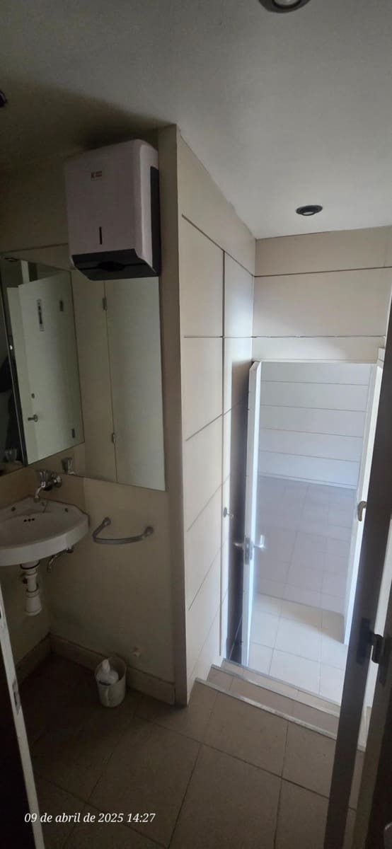 Erhverv til leje i El Masnou - € 600 (Ref: 8943998)