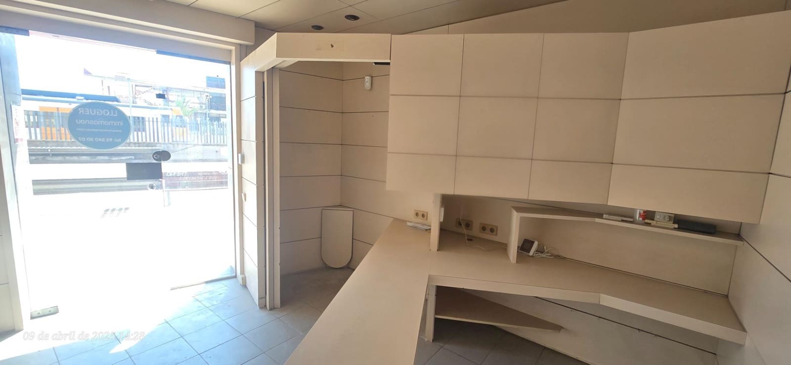 Erhverv til leje i El Masnou - € 600 (Ref: 8943998)