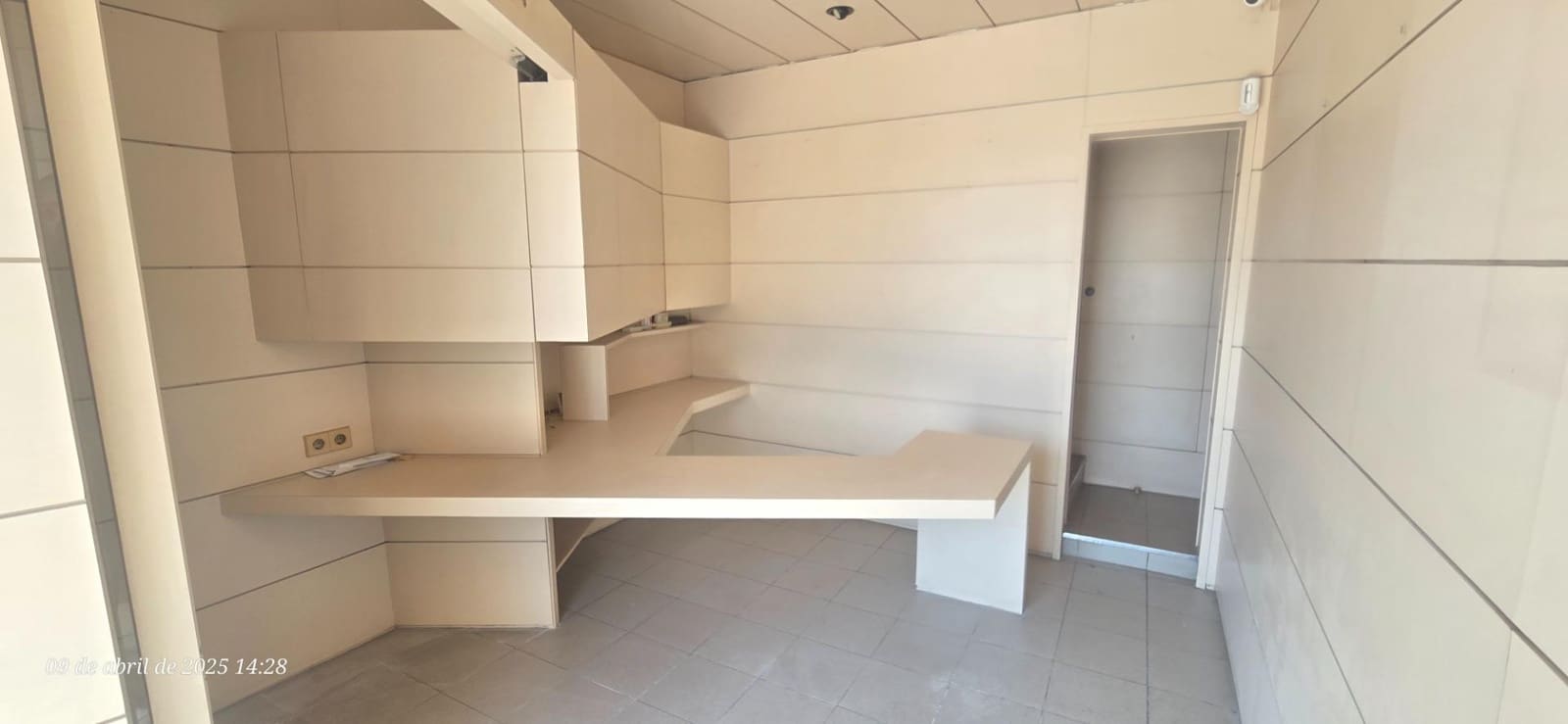 Erhverv til leje i El Masnou - € 600 (Ref: 8943998)