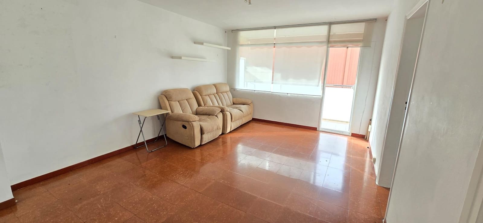 3 slaapkamer Flat te koop in El Masnou - € 275.000 (Ref: 9174872)