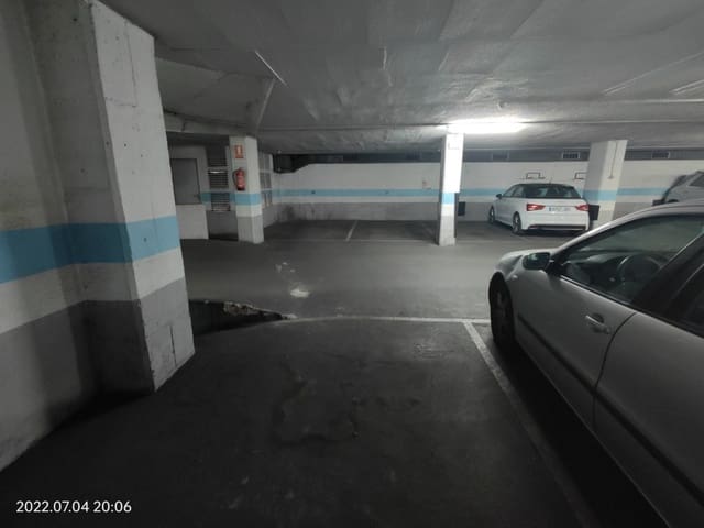 Garage for rent in Sarrià, Barcelona city - € 120 (Ref: 9297070)