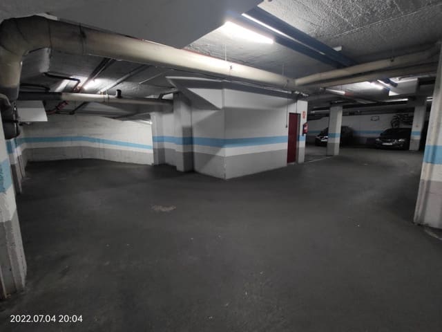 Garage for rent in Sarrià, Barcelona city - € 120 (Ref: 9297070)
