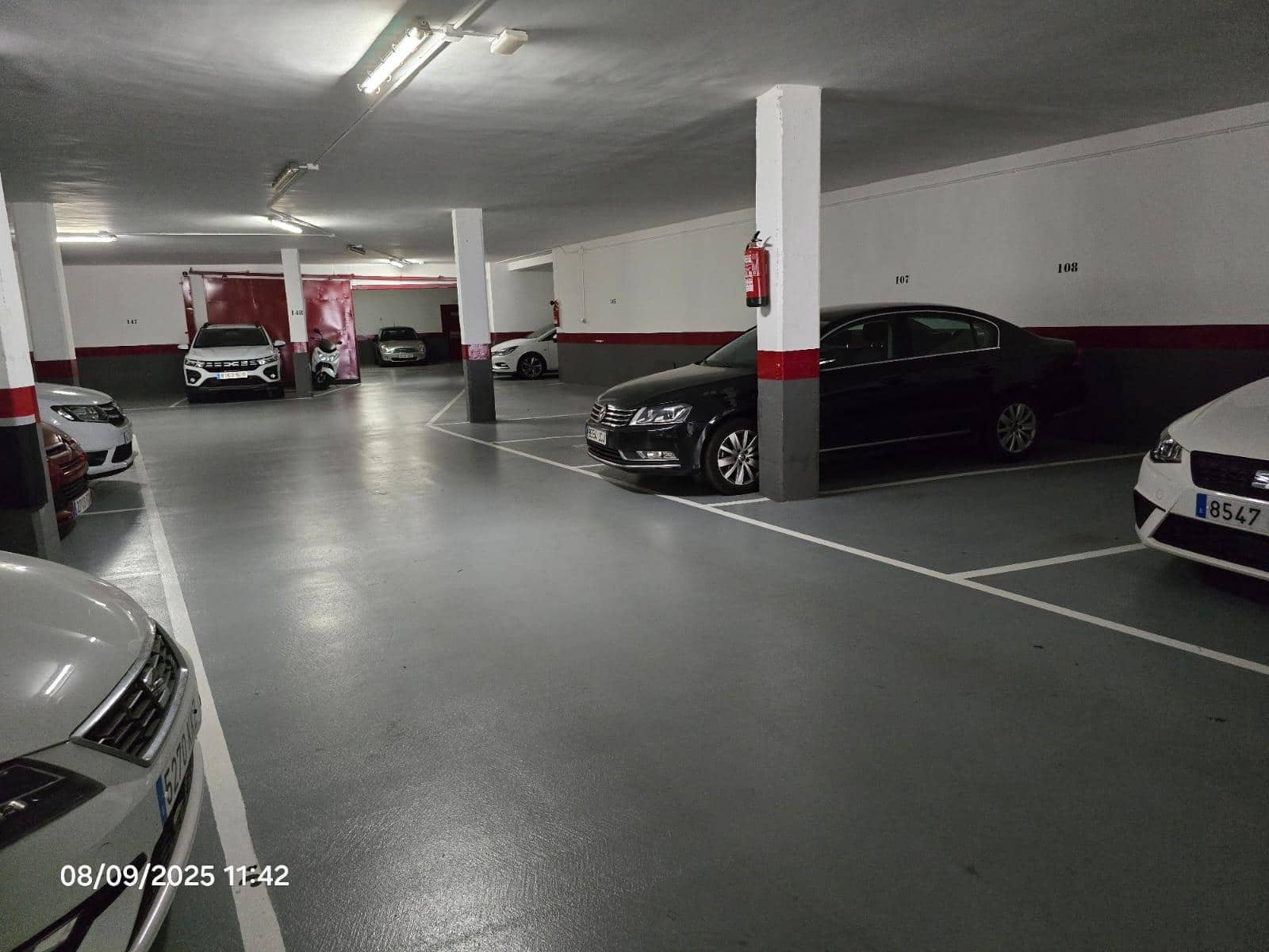 Garasje til salgs i Barcelona by - € 25 000 (Ref: 9318009)