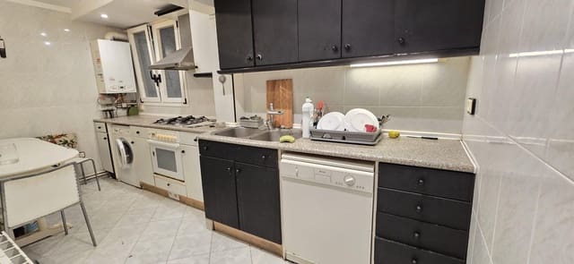 3 quarto Apartamento para venda em El Masnou com garagem - 295 000 € (Ref: 9341389)