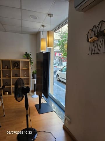 Gewerbe zu vermieten in El Masnou - 900 € (Ref: 9375243)