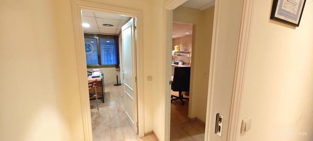 3 Zimmer Büro zu vermieten in La Sagrada Família, Barcelona Stadt - 900 € (Ref: 9396235)