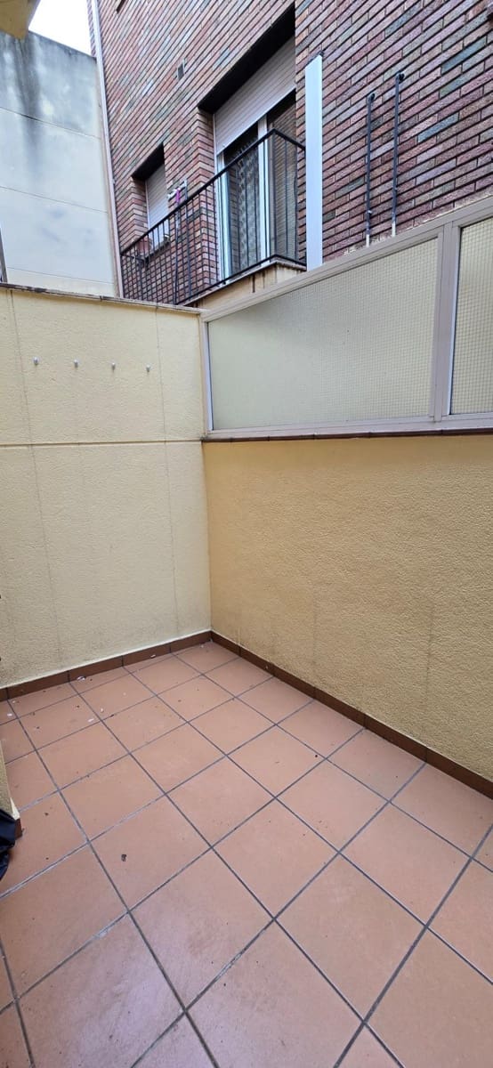 4 sypialnia Dom szeregowy na sprzedaż w Santa Perpetua de Mogoda z garażem - 475 000 € (Ref: 9406622)