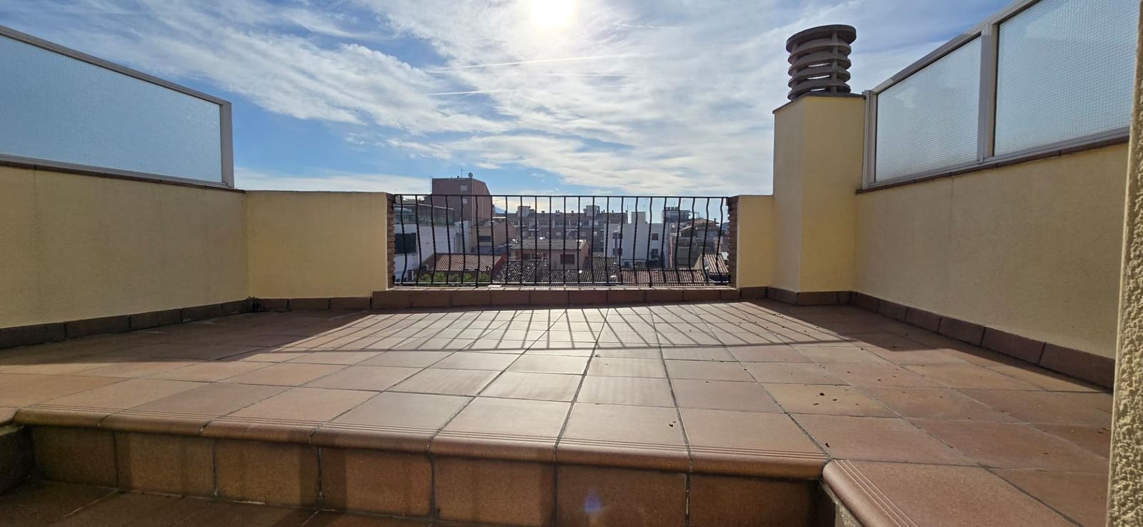 4 sypialnia Dom szeregowy na sprzedaż w Santa Perpetua de Mogoda z garażem - 475 000 € (Ref: 9406622)