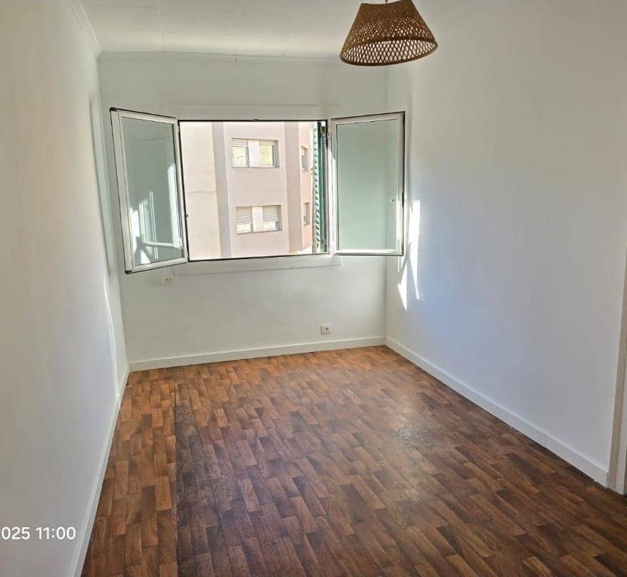 3 sypialnia Mieszkanie na sprzedaż w Miasto Barcelona - 320 000 € (Ref: 9409287)