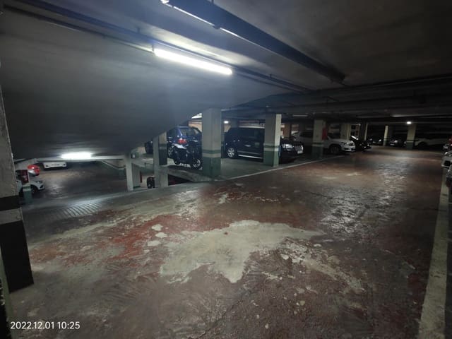 Garasje til salgs i El Clot, Barcelona by - € 24 000 (Ref: 9419607)