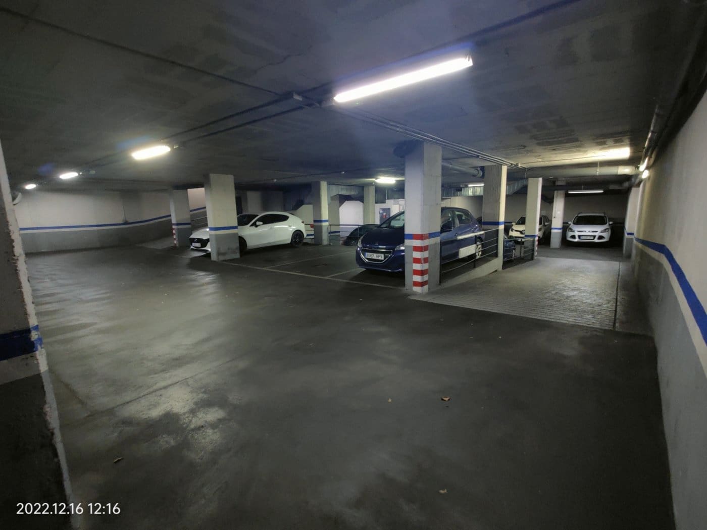 Garage att hyra i Barcelona stad - 100 € (Ref: 9449055)