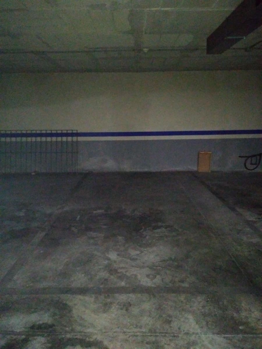Garage att hyra i Barcelona stad - 100 € (Ref: 9449055)