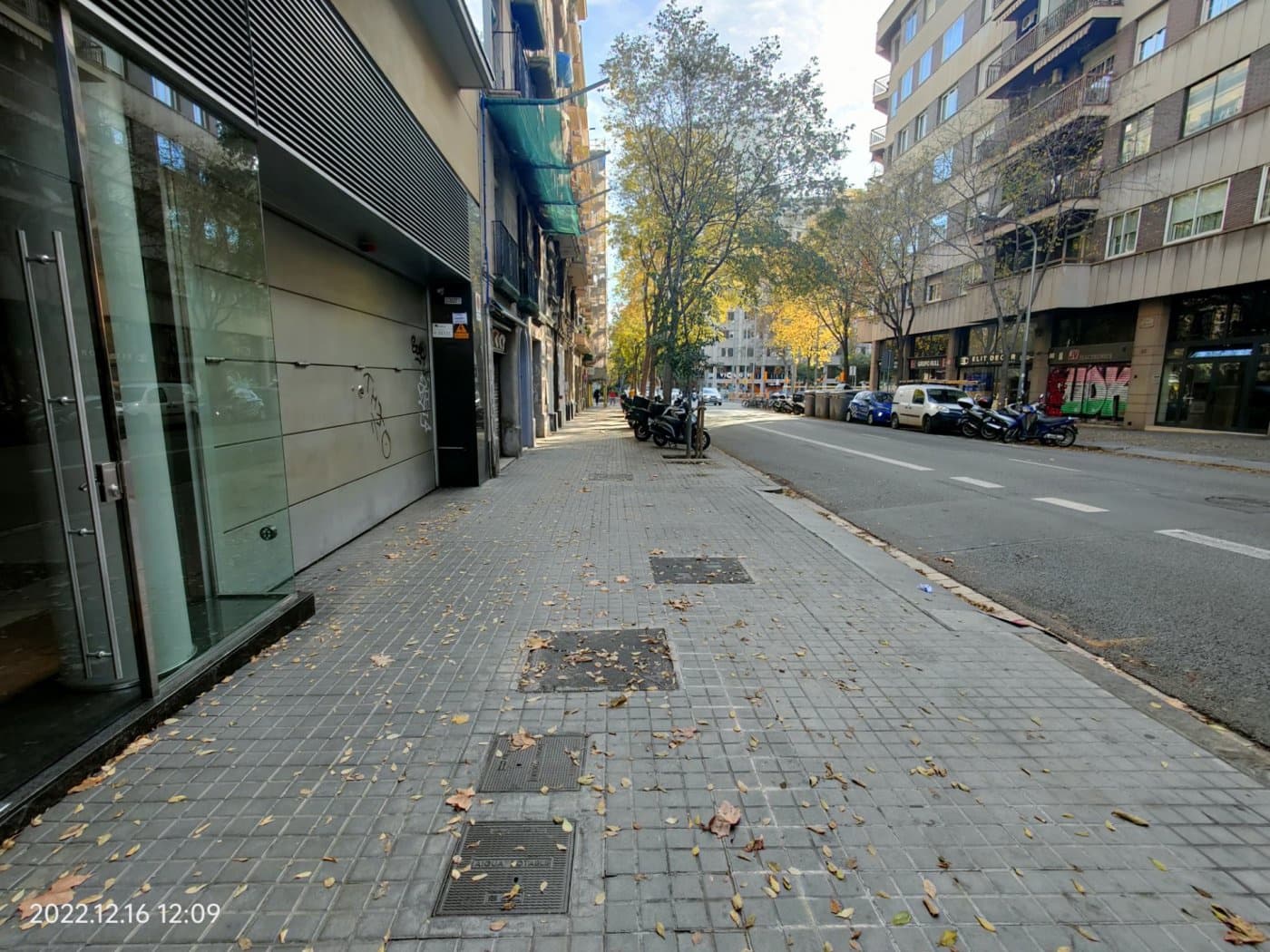 Garage att hyra i Barcelona stad - 100 € (Ref: 9449055)