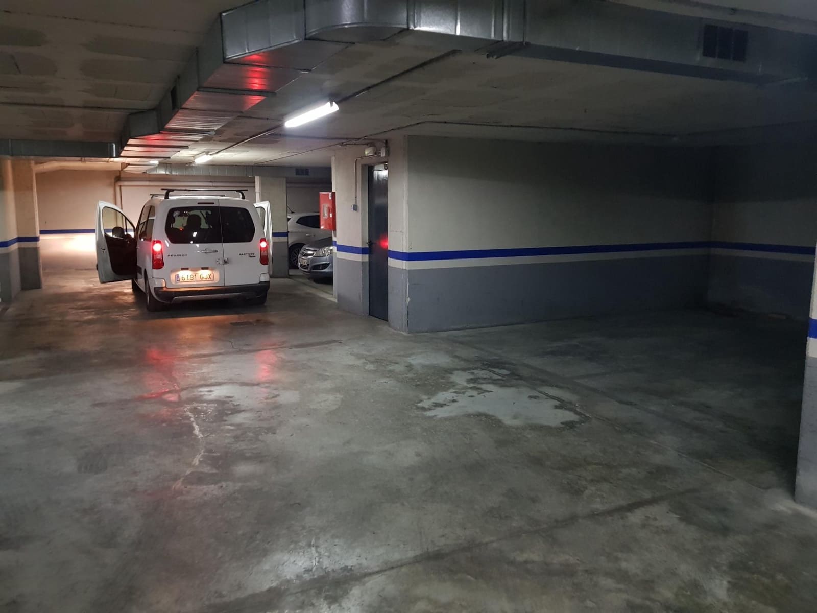 Garage att hyra i Barcelona stad - 100 € (Ref: 9449055)