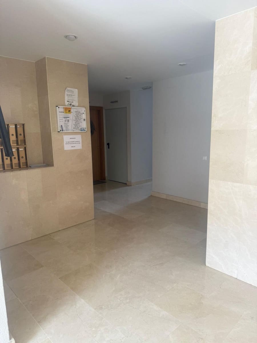 3 makuuhuone Asunto myytävänä paikassa Montgat mukana 
autotalli - 450 000 € (Ref: 9474324)