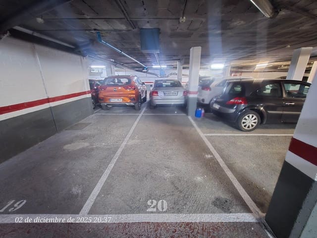 Garage for rent in La Sagrera, Barcelona city - € 100 (Ref: 9482151)