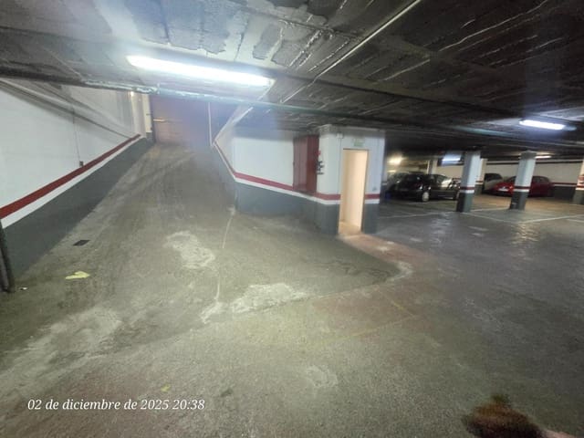 Garage for rent in La Sagrera, Barcelona city - € 100 (Ref: 9482151)