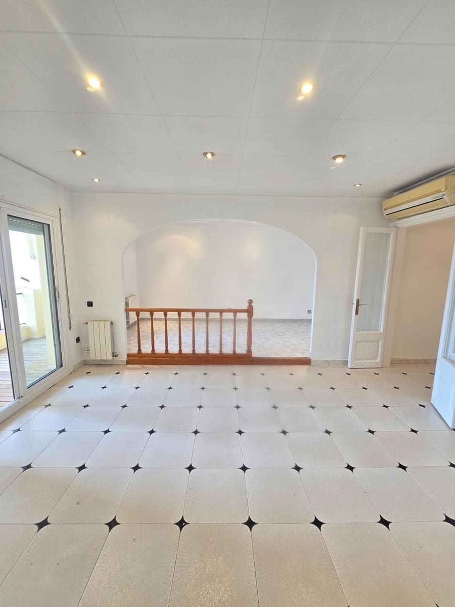 Piso de 2 habitaciones en El Masnou en alquiler - 948 € (Ref: 9602669)