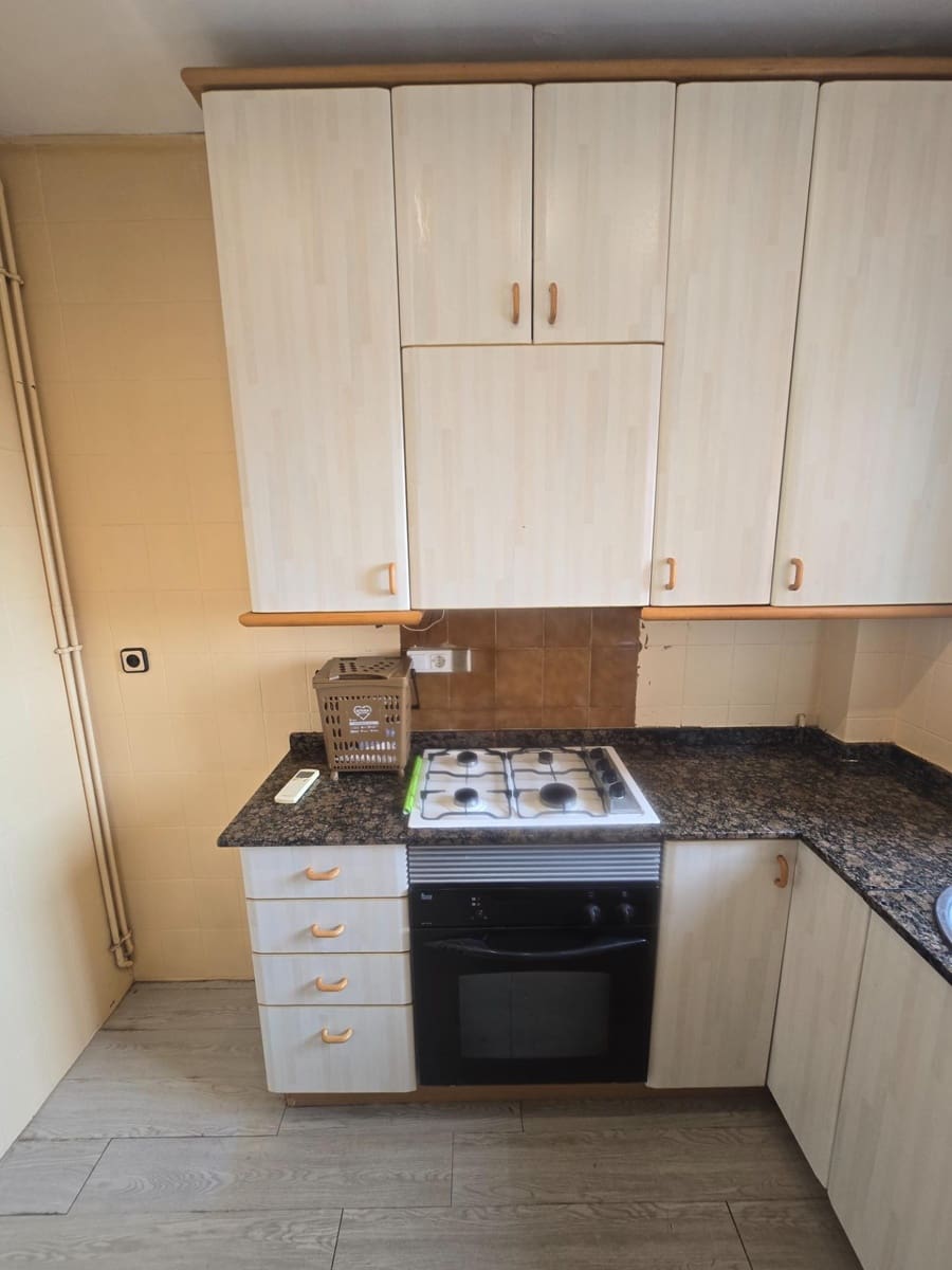 Piso de 2 habitaciones en El Masnou en alquiler - 948 € (Ref: 9602669)