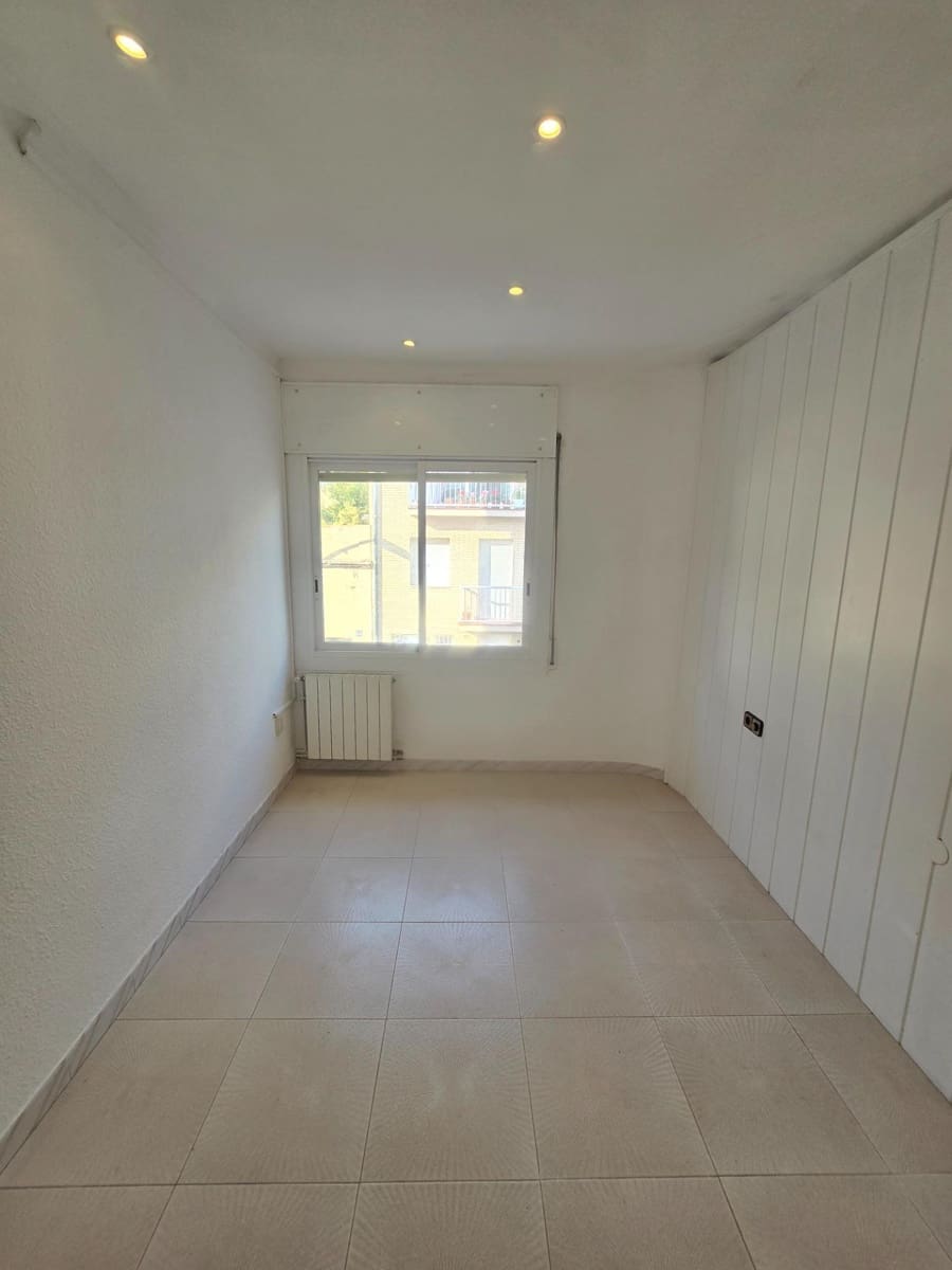 Piso de 2 habitaciones en El Masnou en alquiler - 948 € (Ref: 9602669)