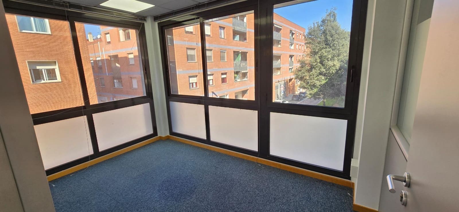 Kontor till salu i Sant Cugat del Valles - 215 000 € (Ref: 9648382)