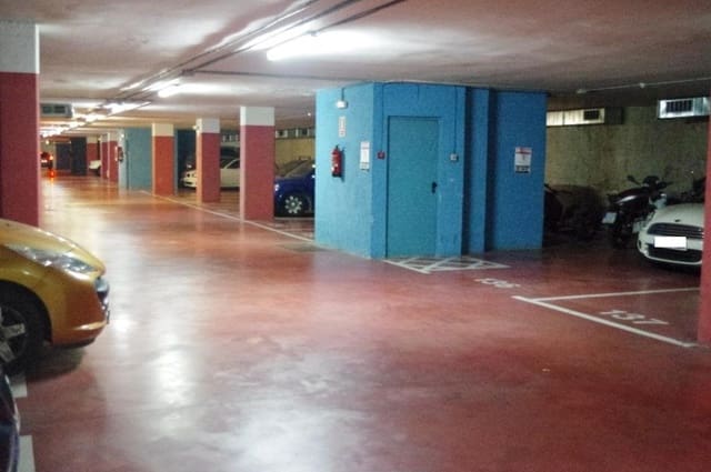 Garage da affittare in Sant Andreu de Palomar, Barcelona città - 120 € (Rif: 9652199)