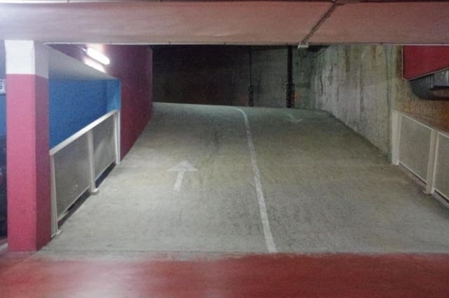 Garage da affittare in Sant Andreu de Palomar, Barcelona città - 120 € (Rif: 9652199)