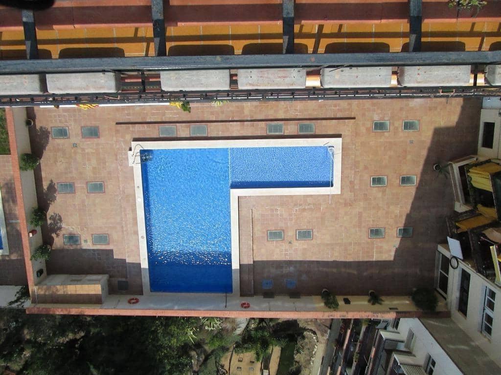 3 bedroom Flat for rent in El Masnou with pool garage - € 913 (Ref: 9889010)