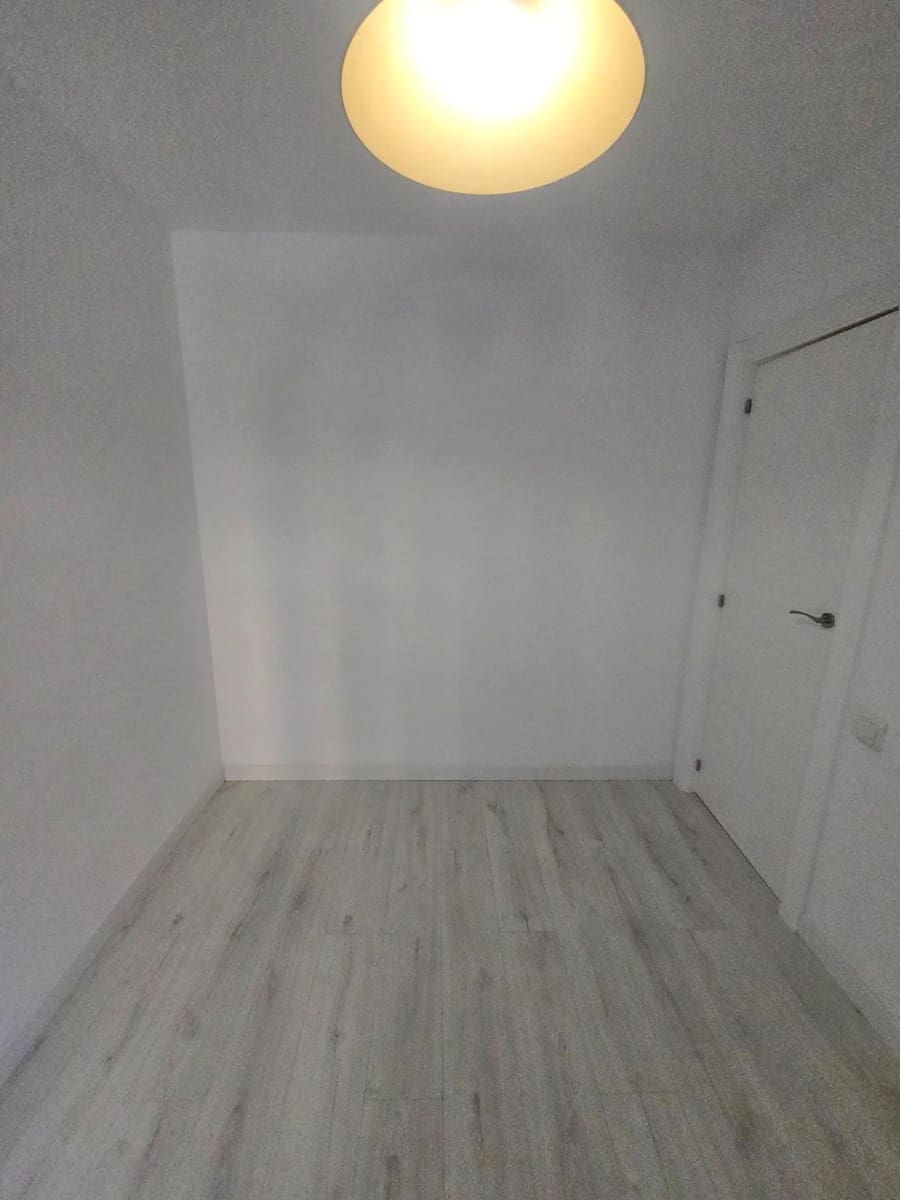 3 bedroom Flat for rent in El Masnou with pool garage - € 913 (Ref: 9889010)
