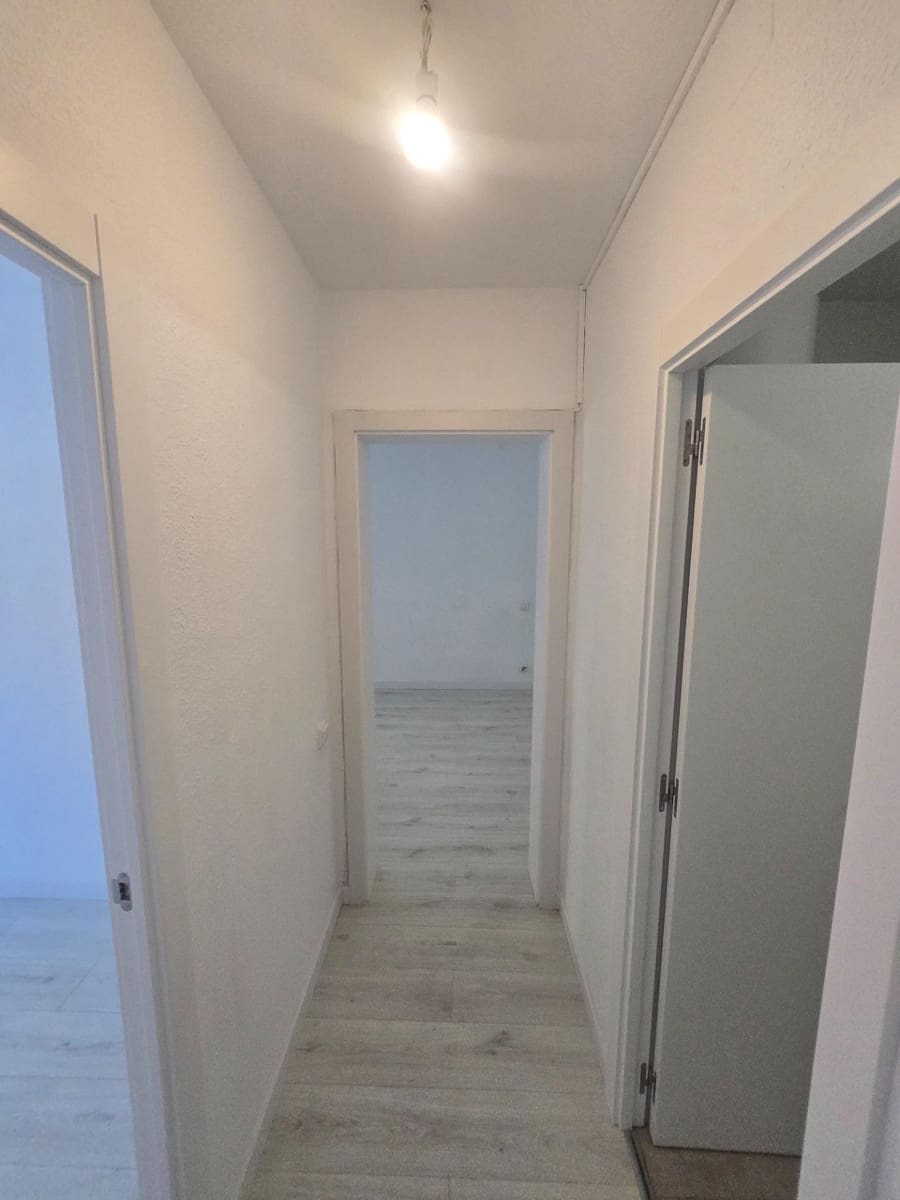 3 bedroom Flat for rent in El Masnou with pool garage - € 913 (Ref: 9889010)