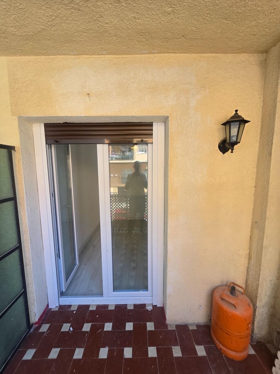 3 bedroom Flat for rent in El Masnou with pool garage - € 913 (Ref: 9889010)